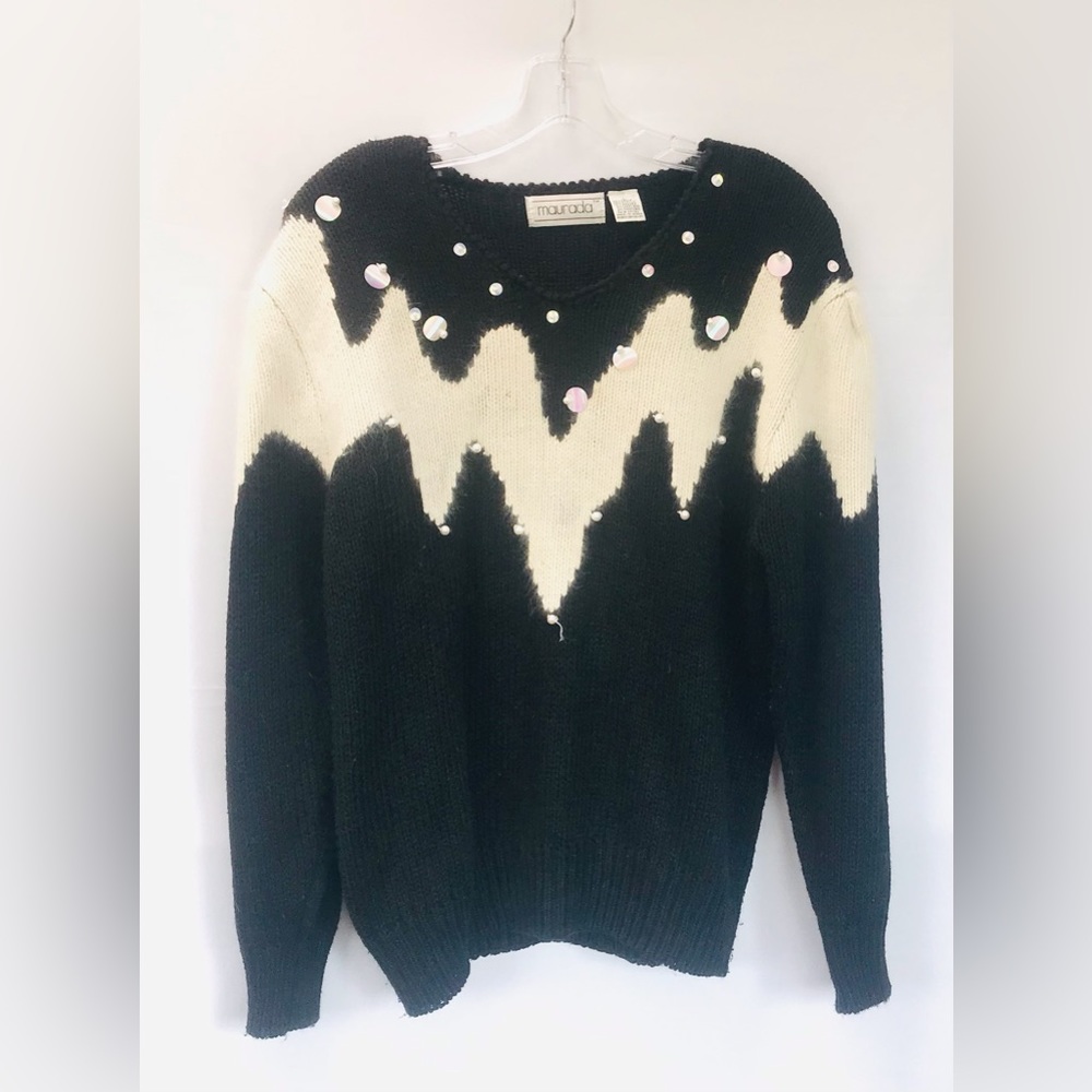 Vintage Maurada Size L Black and White Sweater with Pearls